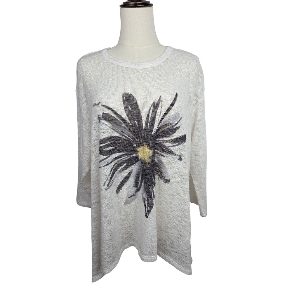 Jess & Jane Tunic Large White Floral Graphic Knit 3/4 Sleeve Artsy Boho Sheer